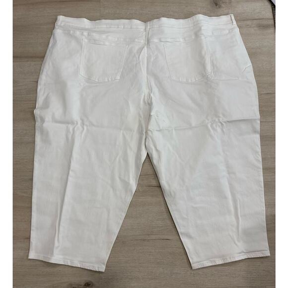 NWT Universal Standard Bae Boyfriend Crop Denim Jeans White Straight Leg Sz 40 - Picture 3 of 6